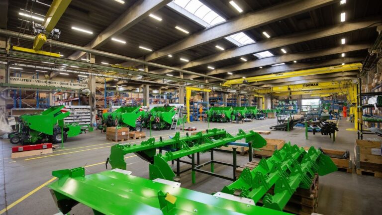 Landmaschinenhersteller in Roeselare: Innovation und Qualit&auml;t