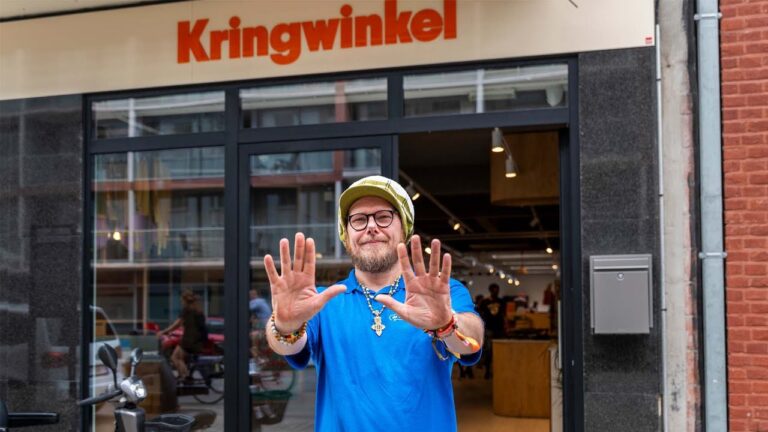 Zweite-Hand-L&auml;den in Oostende: Ein Einkaufsparadies entdecken